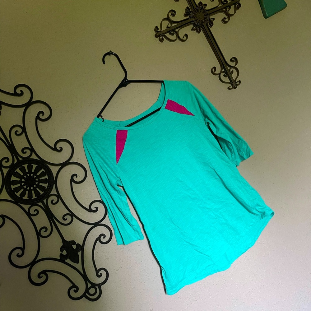 Halfmoon Women’s shirt